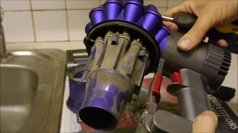 How To Clean Out A Dyson Vacuum Cleaner