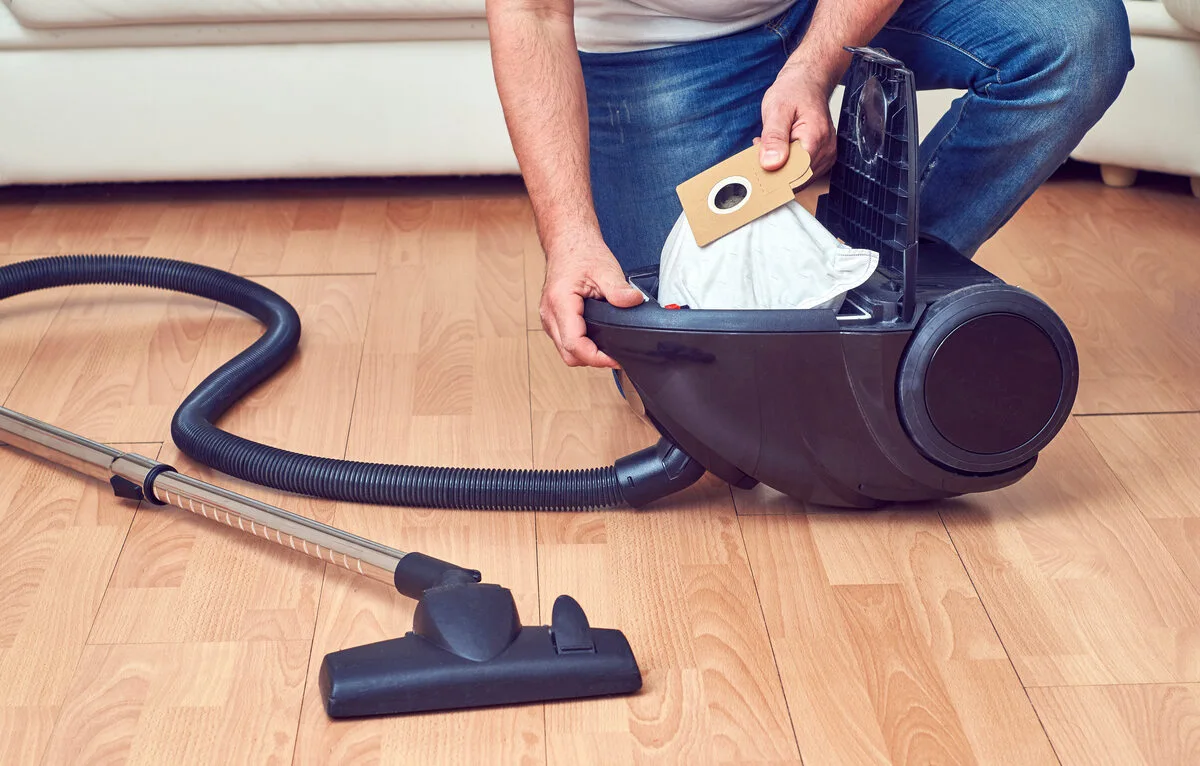 How To Clean Vacuum Cleaner Filter: Easy Step Guide