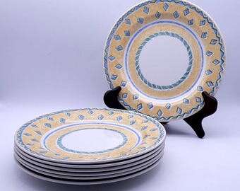 What Is A Set Of Plates And Bowls Called